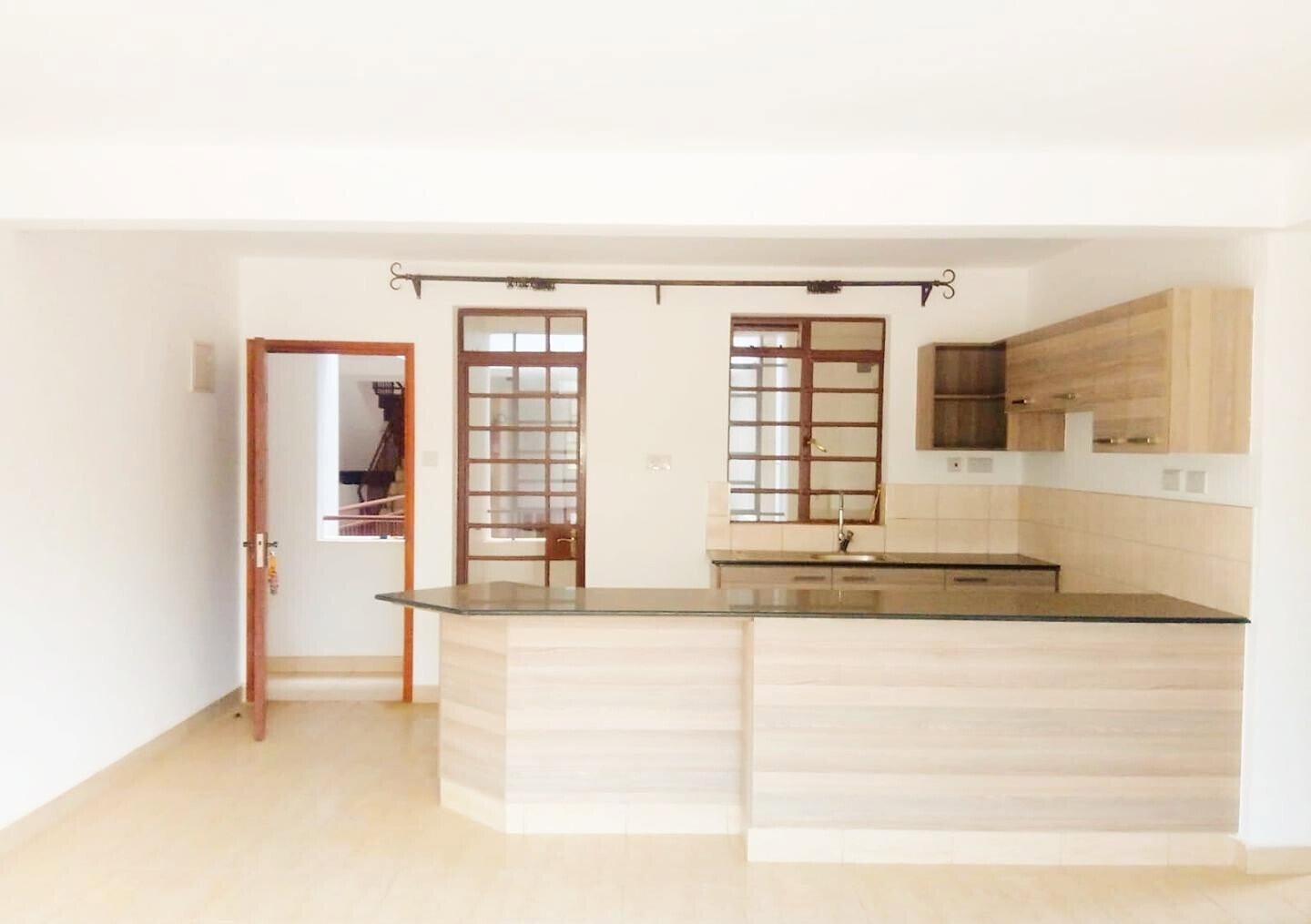 Bright 2BR with Solar Heating on Naivasha Road - Dagoretti