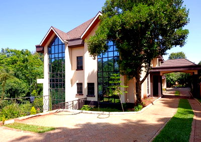 100x100 Plot 10BR Townhouse