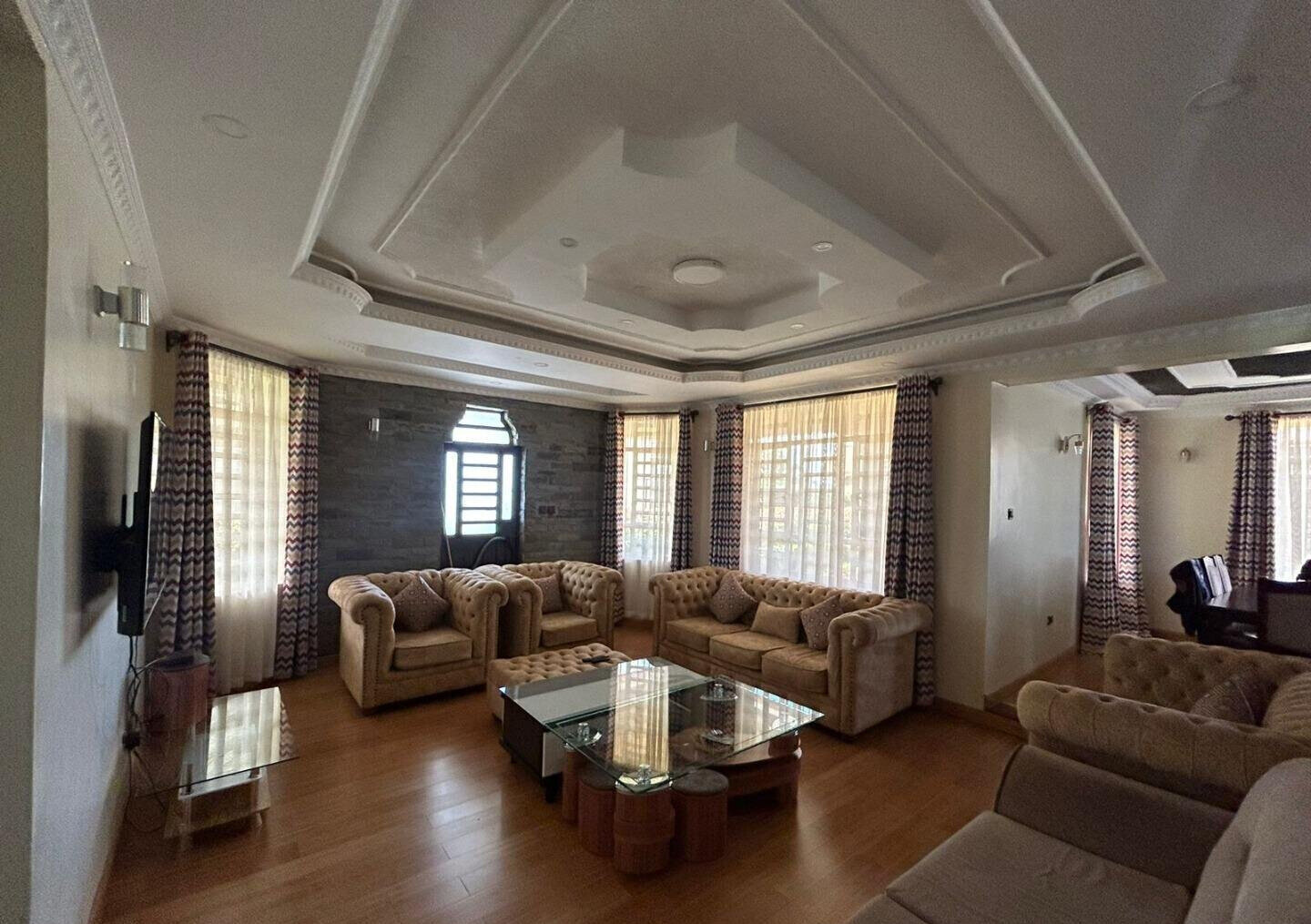 Quarter-Acre Townhouse with Guest Wing & DSQ - Thika Greens