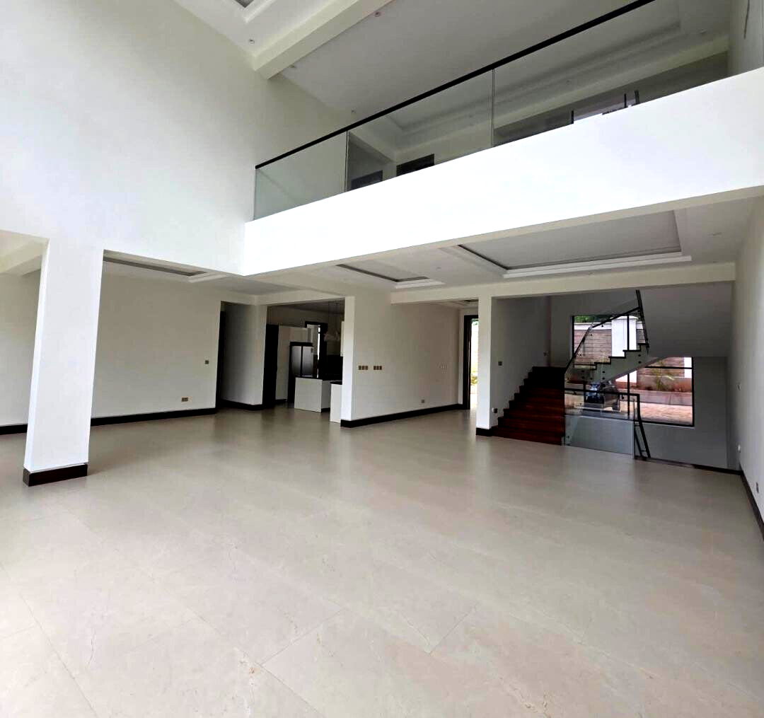 6-Bedroom All-Ensuite Townhouse with Rooftop Terrace - Kitisuru