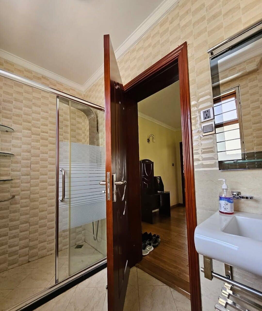 5-Ensuite Townhouse with KES 400K Monthly Rent - Lavington