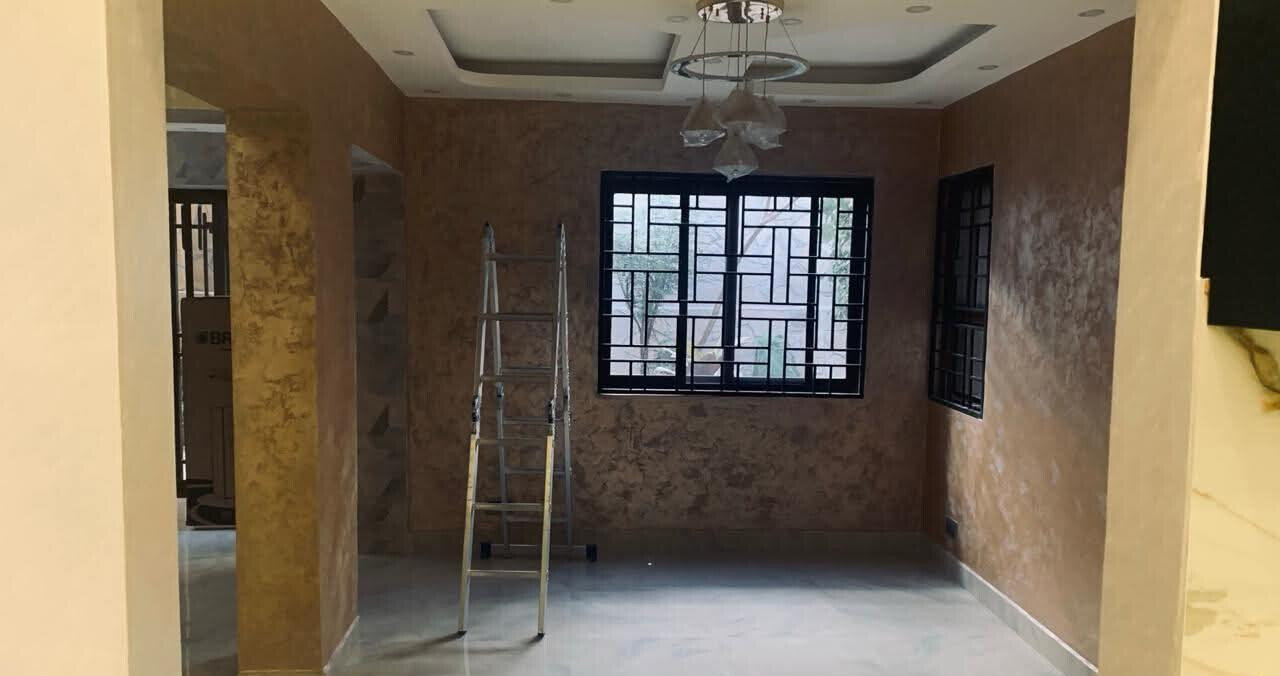 4BR Townhouse with Solar Water & 7,000L Tank - Parklands