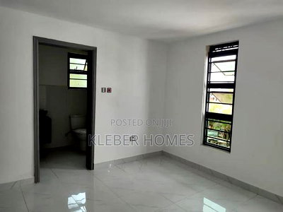 5bdrm Townhouse/Terrace in Ruiru for sale - Image 6