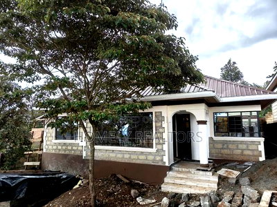 3bdrm Bungalow in Kibiku Gated for sale - Image 3