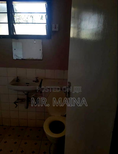 3bdrm Mansion in Highview Estate for sale - Image 9