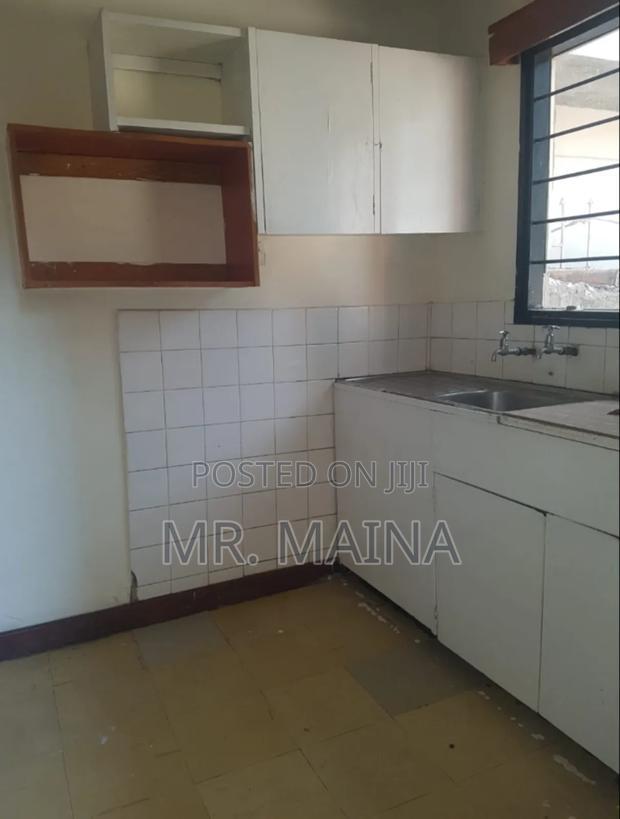 3bdrm Mansion in Highview Estate for sale