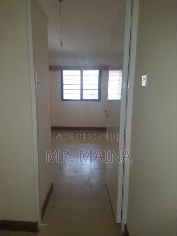 3bdrm Mansion in Highview Estate for sale