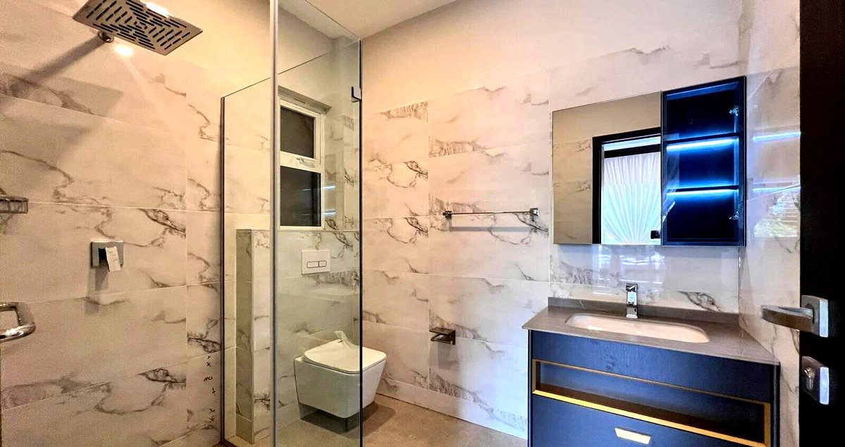 2BR Riverside Apartment with Custom Finishes & High-Speed Lifts – KES 25M