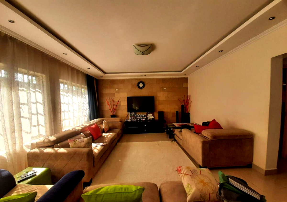 4BR Maisonette with DSQ & Garden – Langata Near National Park