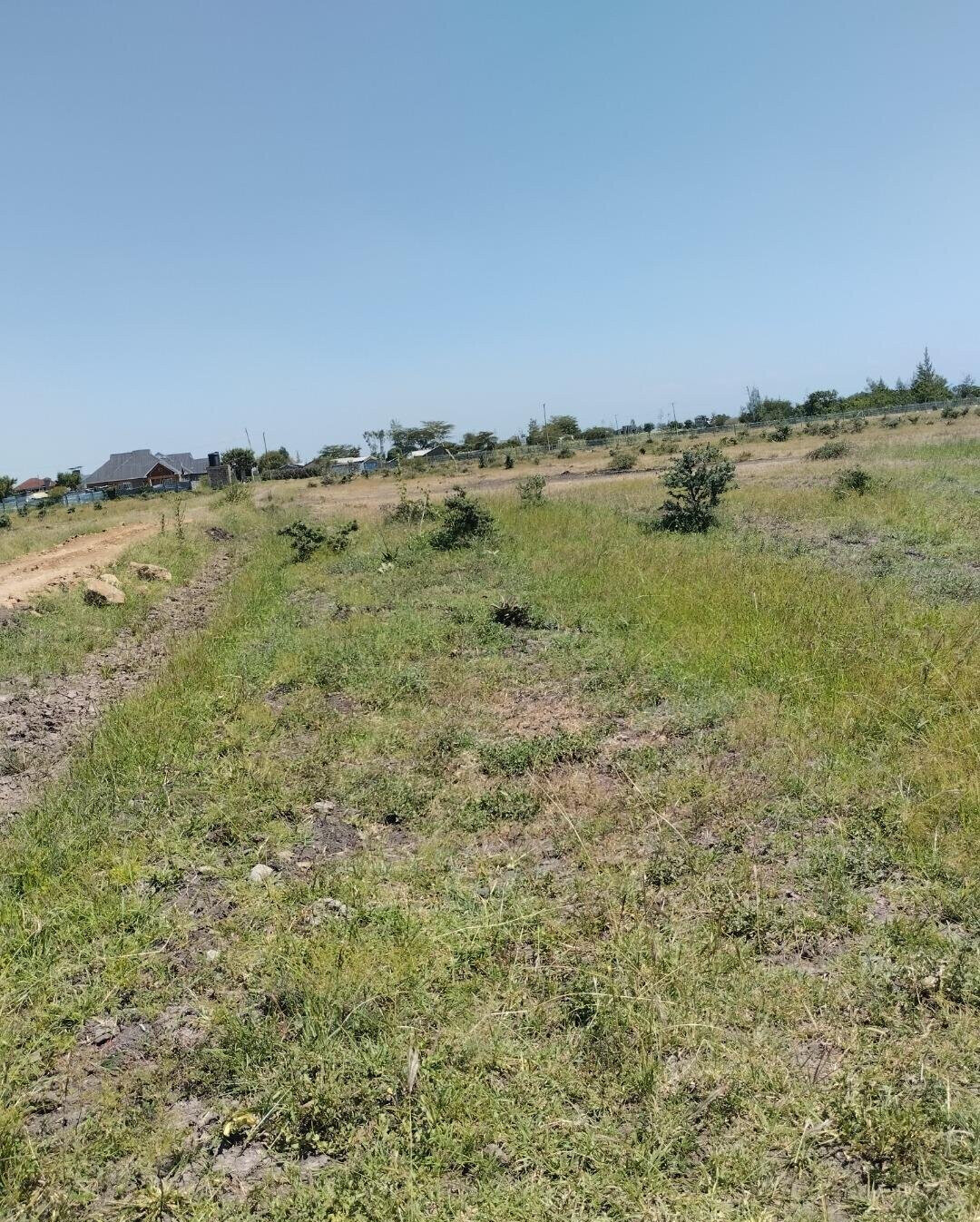 1/8 Acre Corner Plot in Kamakis