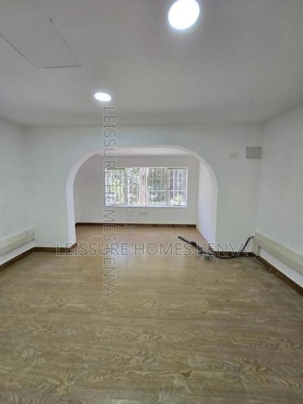 6 Bedroom Commercial Offices on One Acre