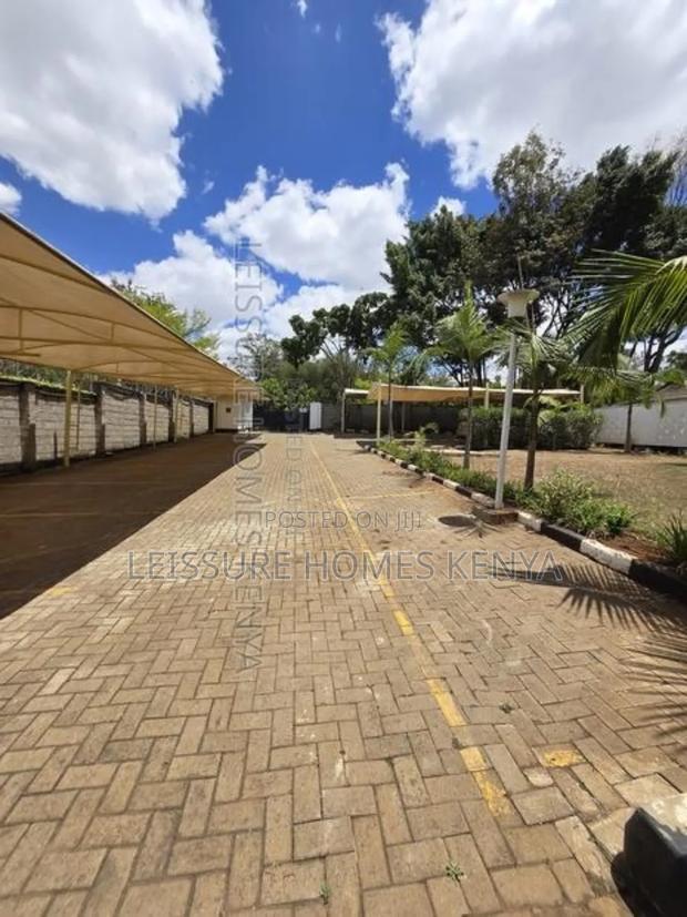 6 Bedroom Commercial Offices on One Acre