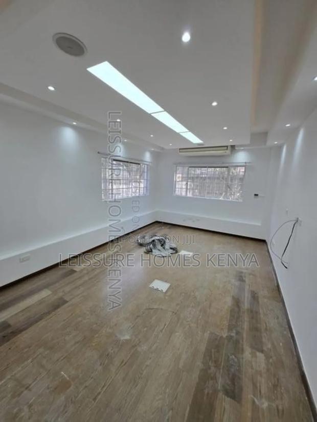 6 Bedroom Commercial Offices on One Acre