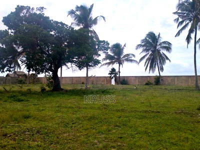2.7 Acre Sandy Beach Plot for Sale in Kikambala (Ls193 ) - Image 5