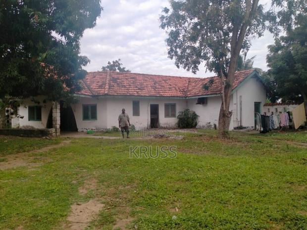 2.7 Acre Sandy Beach Plot for Sale in Kikambala (Ls193 )