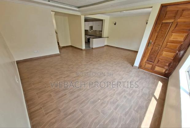 4bdrm Townhouse / Terrace in Gateway Mall Area for rent