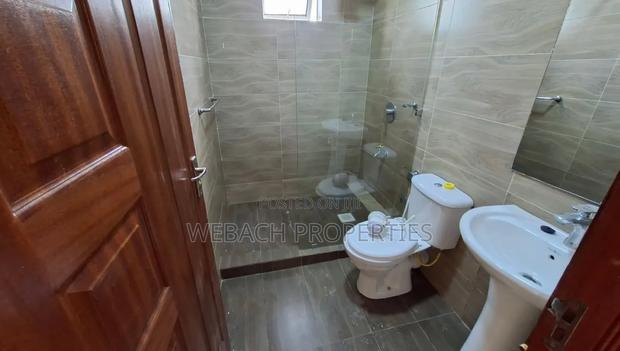 4bdrm Townhouse / Terrace in Gateway Mall Area for rent