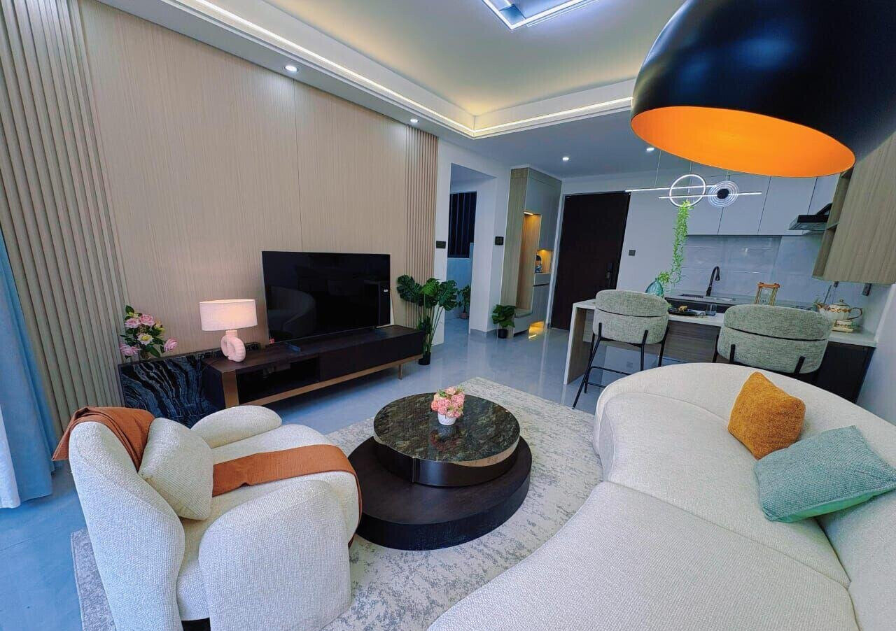2BR + Study with Heated Pool & Steam Room - Kilimani