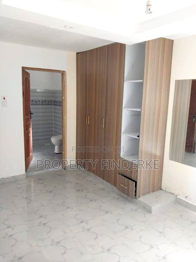 3bdrm Townhouse/Terrace in Acacia, Kitengela for sale - Image 7