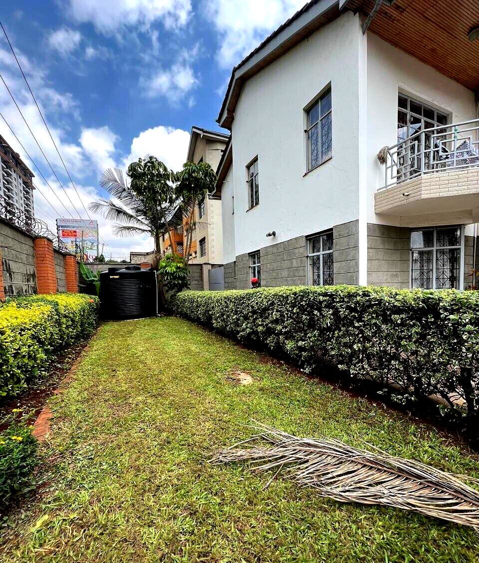 4BR All-Ensuite Townhouse with DSQ & Manicured Garden - Kileleshwa