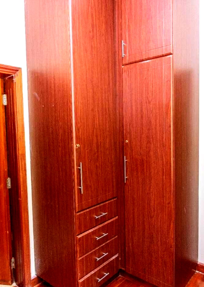 6-Ensuite Villa in Quiet Gated Community - Lavington