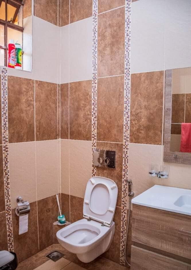 6-Ensuite Villa in Quiet Gated Community - Lavington