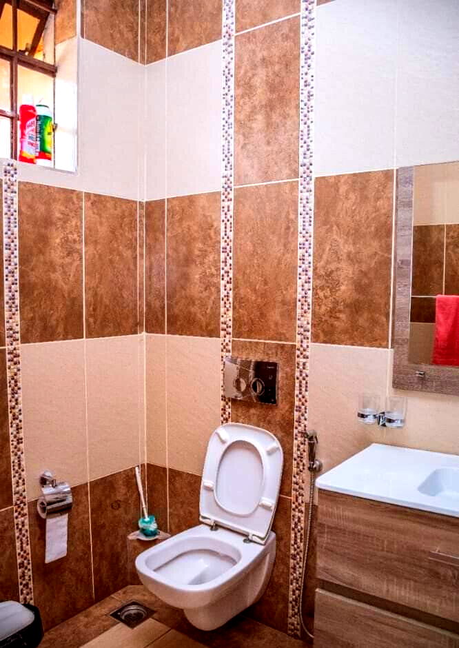 6-Ensuite Villa in Quiet Gated Community - Lavington