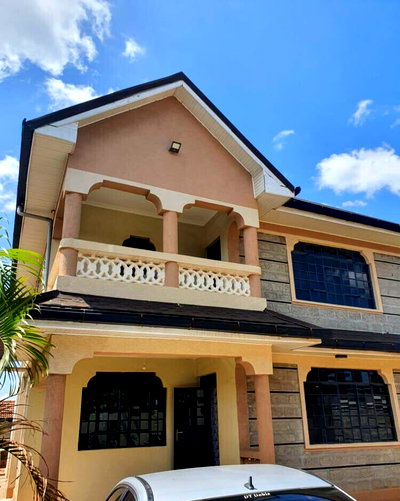 4BR All-Ensuite Townhouse on 40x80 Plot - Membley Acacia
