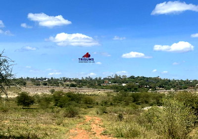 50-Acre Garden Plot with Parking - Athi River