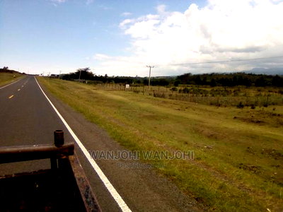 Plots Touching Highway - Image 1