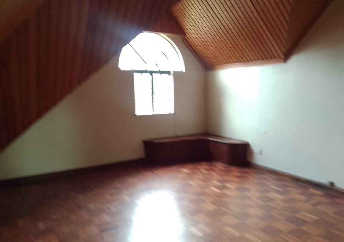 5-Ensuite Townhouse with Study & Spacious Layout - Lavington