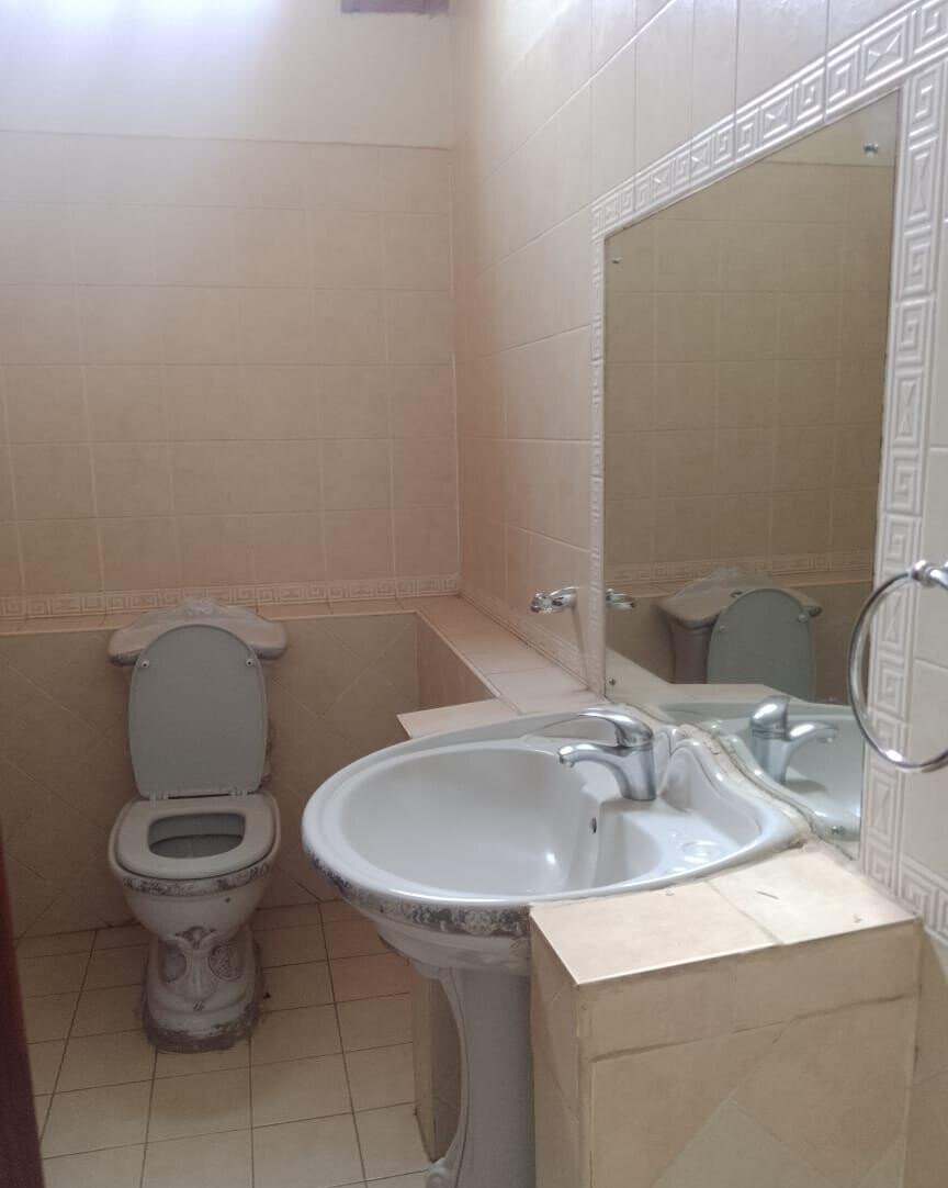 5-Ensuite Townhouse with Study & Spacious Layout - Lavington