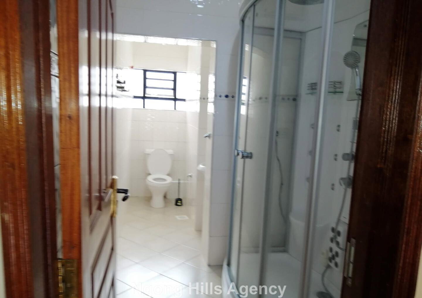 4BR All-Ensuite Villa with Jacuzzi & DSQ - Ngong Town