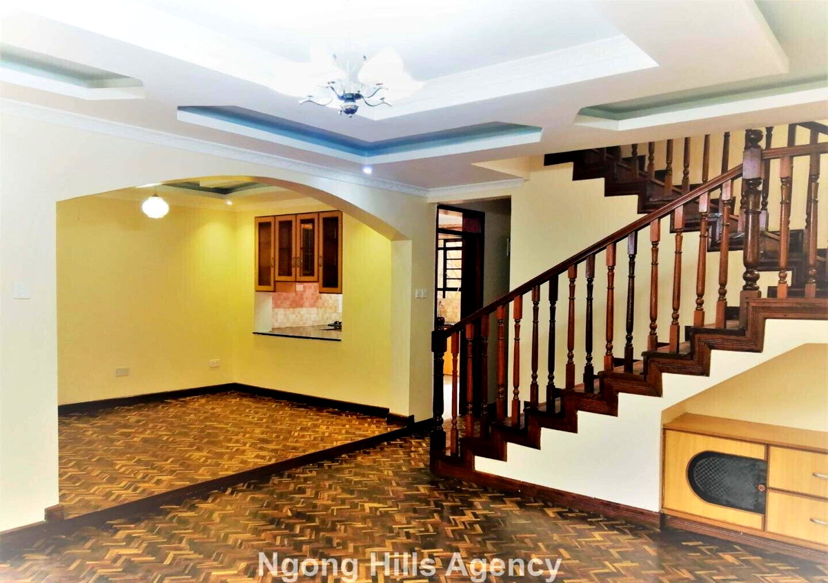 4BR All-Ensuite Villa with Jacuzzi & DSQ - Ngong Town