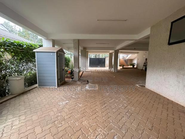 5bdrm Villa in Kirarapon Drive, Kerarapon for rent