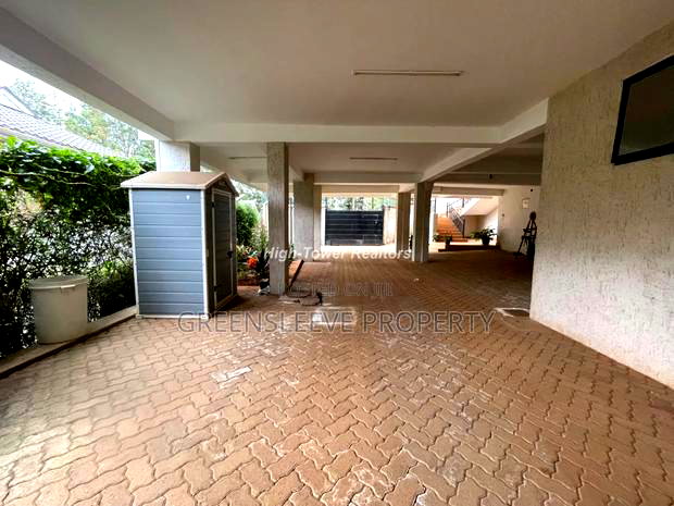 5bdrm Villa in Kirarapon Drive, Kerarapon for rent