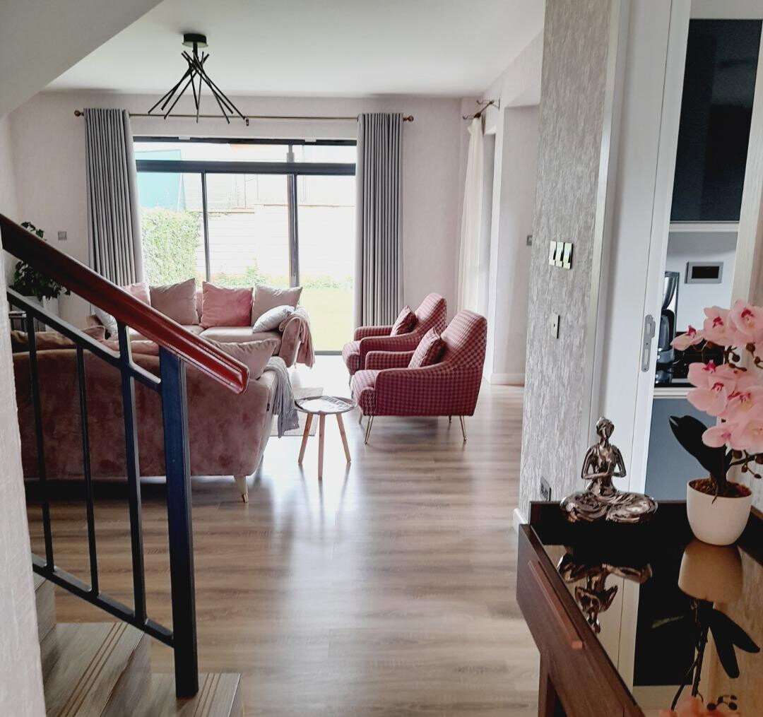 4BR All-Ensuite Townhouse with Pool & Gym - Runda