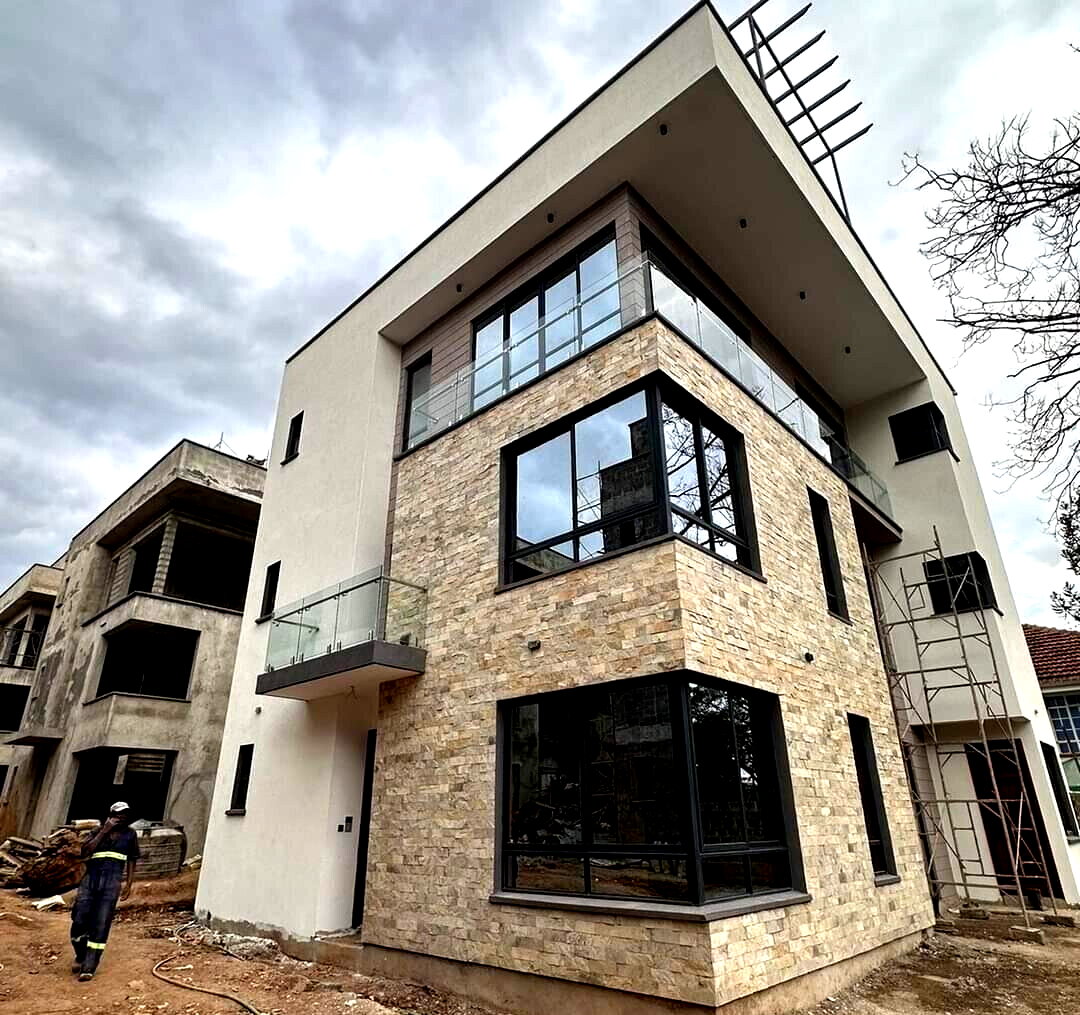 4-Ensuite Townhouse with DSQ & Solar Backup - Lavington
