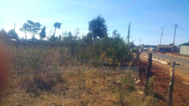 1/4 Plot Touching Tarmac Kimumu Hawaii