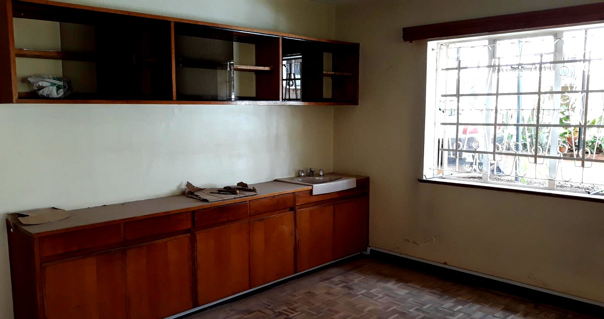 Spacious 4BR Maisonette with Pantry & Balcony - Westlands