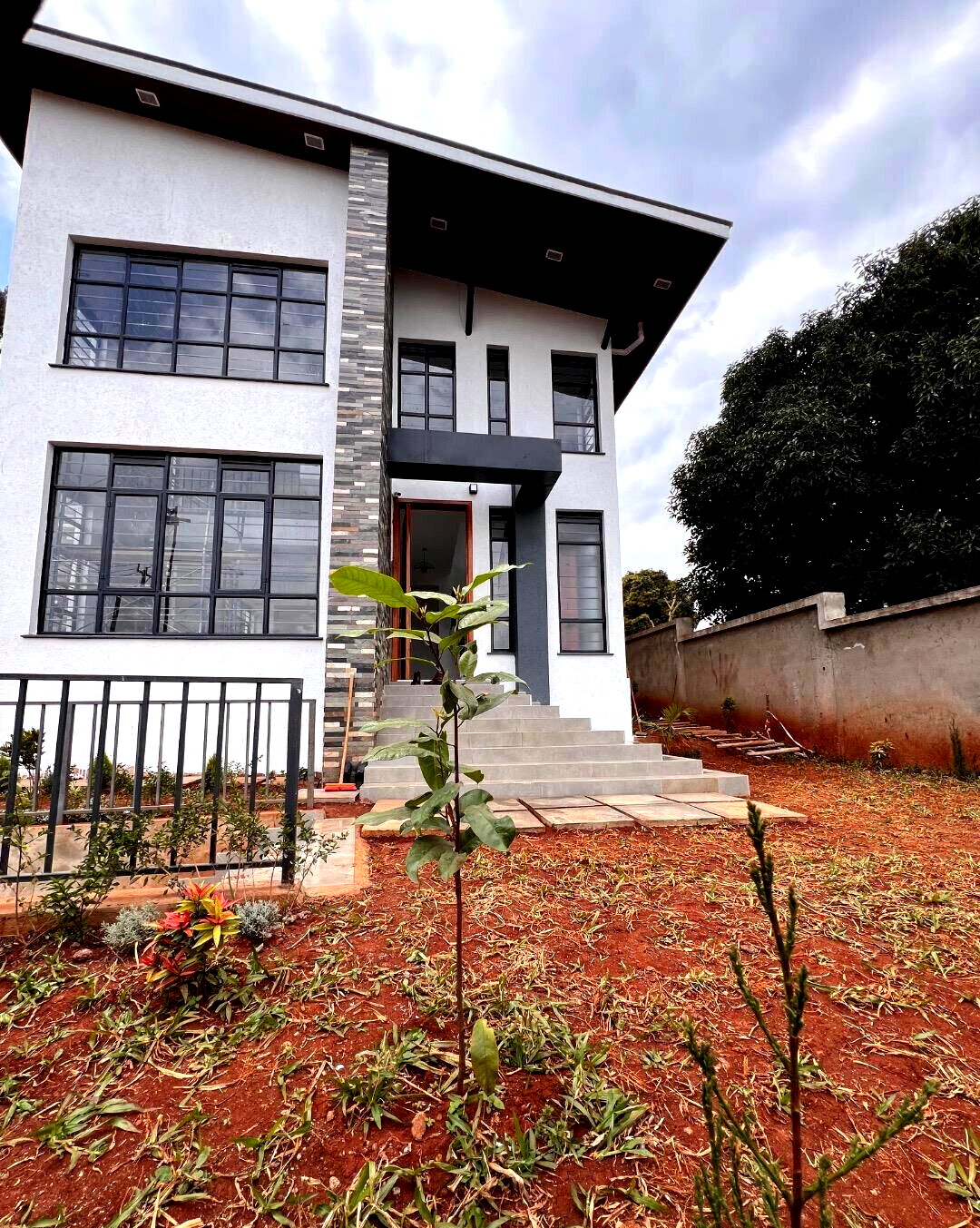 4BR Townhouse with Pool & Gym in Gated Community - Kikuyu