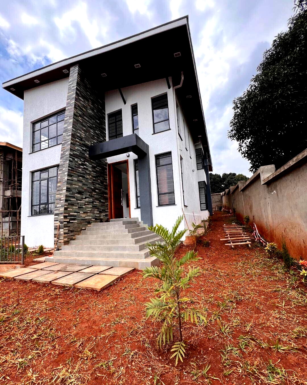 4BR Townhouse with Pool & Gym in Gated Community - Kikuyu