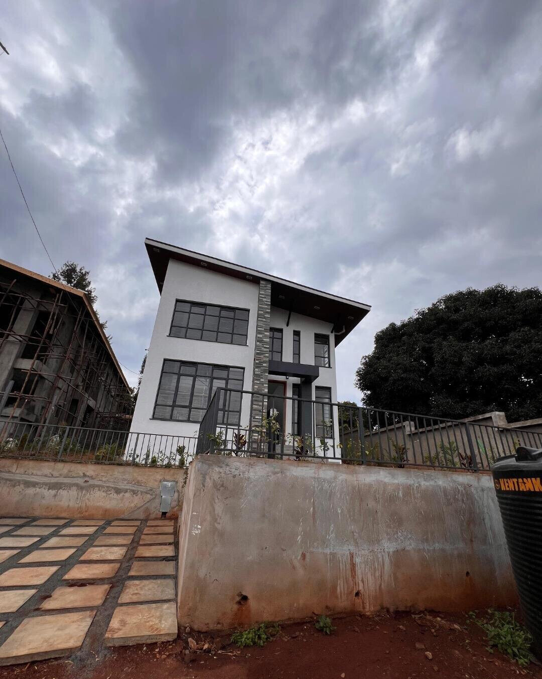 4BR Townhouse with Pool & Gym in Gated Community - Kikuyu
