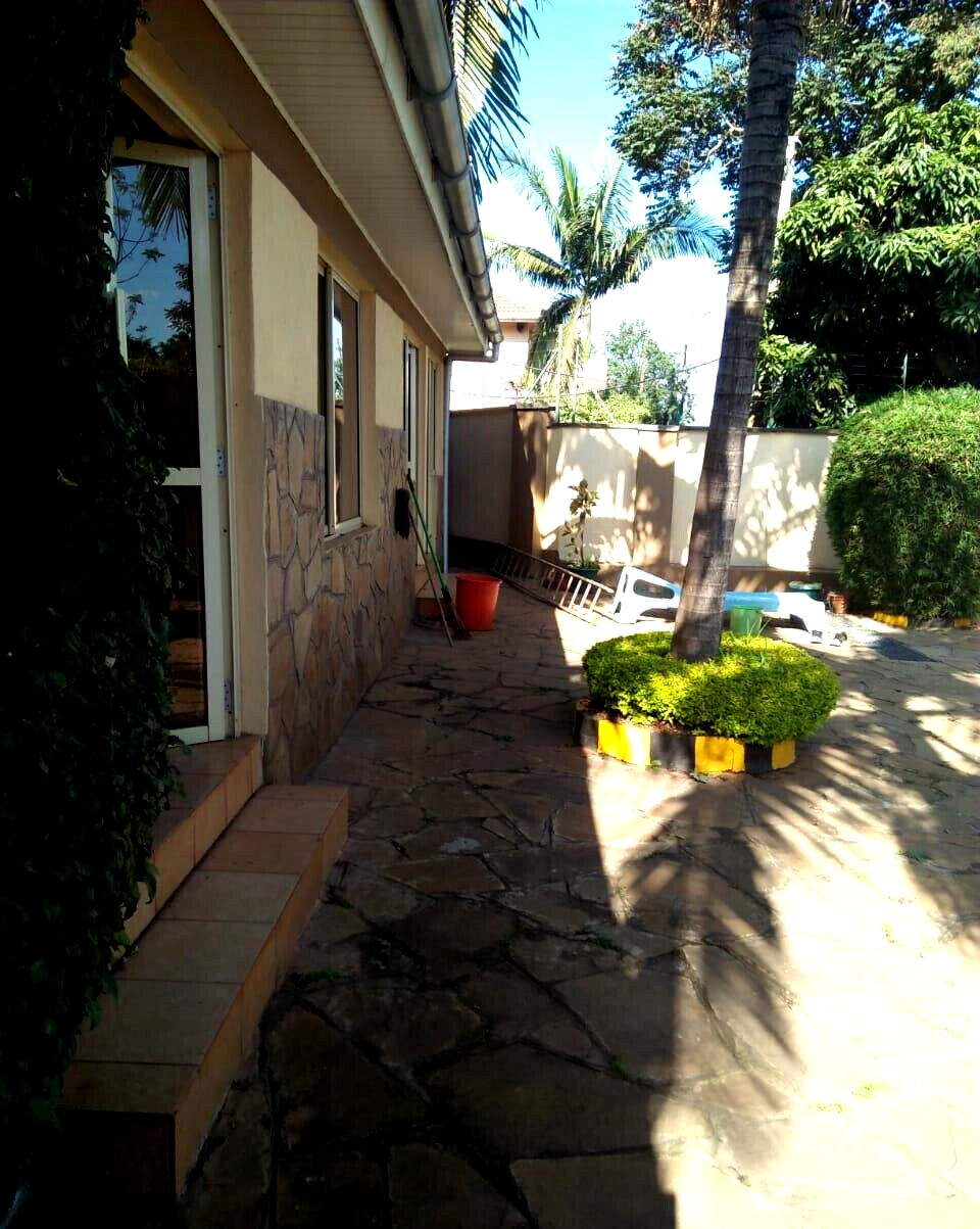 4-Ensuite Townhouse with Pool, Gym & Borehole - Lavington