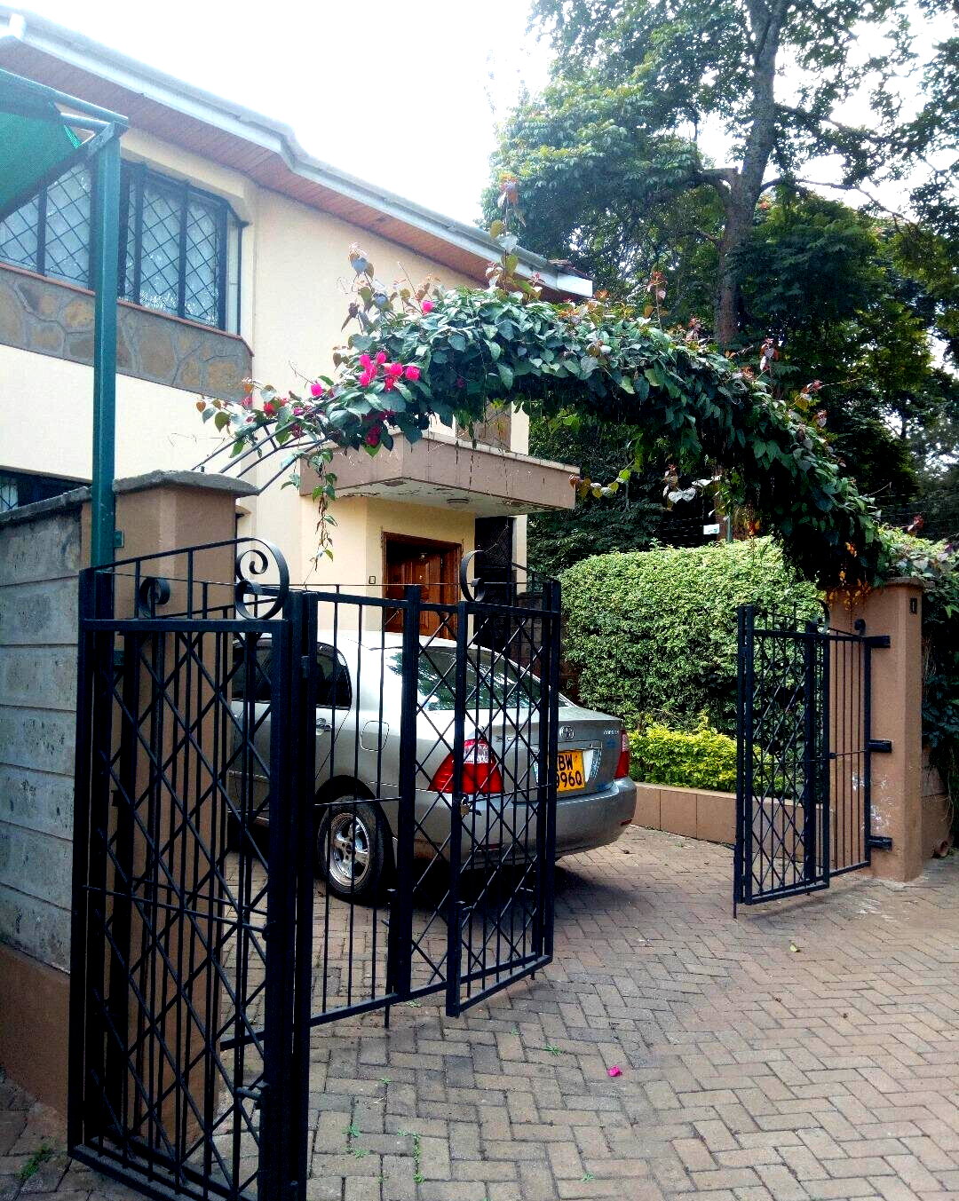 4-Ensuite Townhouse with Pool, Gym & Borehole - Lavington