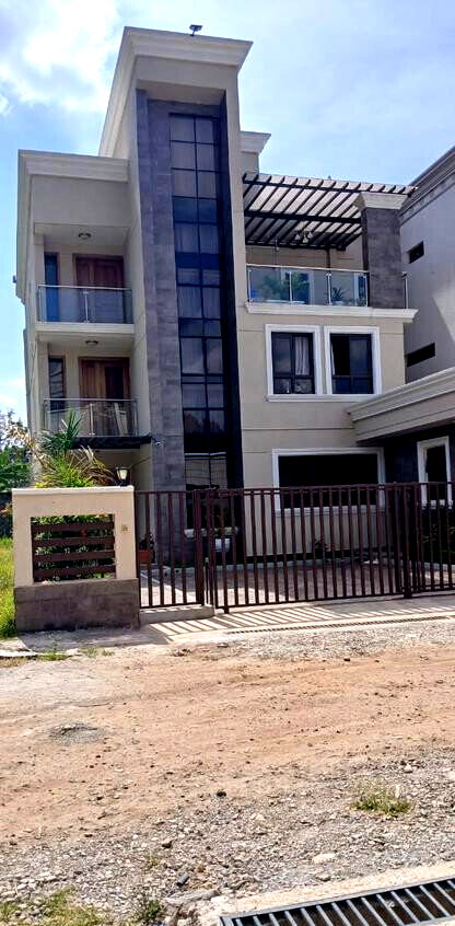1/8 Acre Garden Plot with Parking at KSh 20M