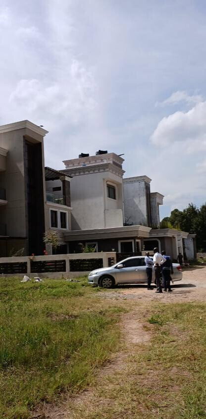 1/8 Acre Garden Plot with Parking at KSh 20M
