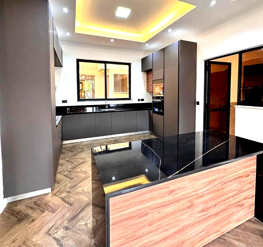 New 4-Ensuite Townhouse with DSQ & Solar Water - Lavington
