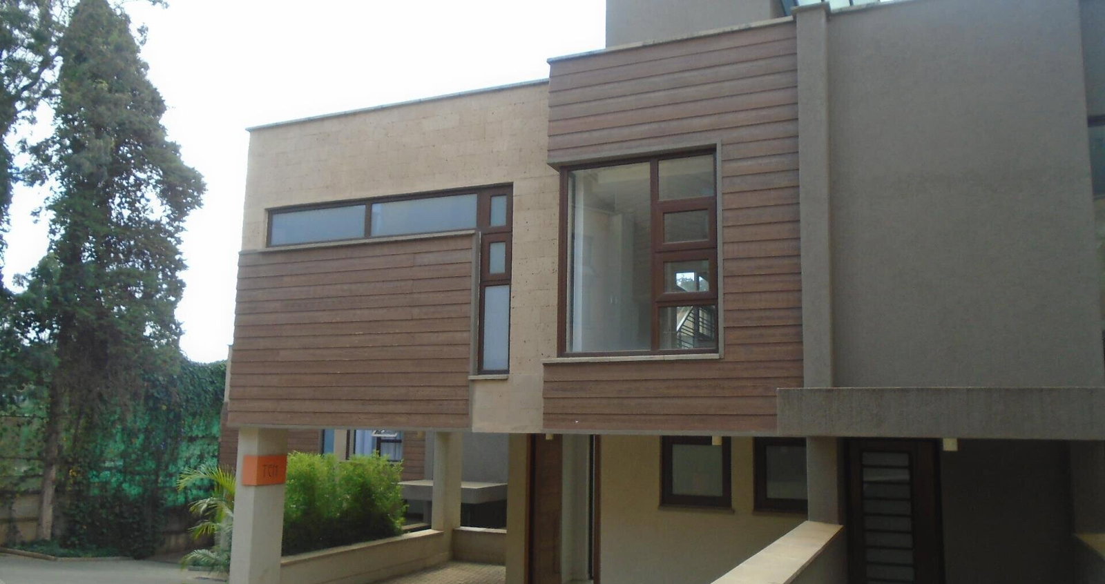 5-Ensuite Townhouse with Study & Family Room - Lavington
