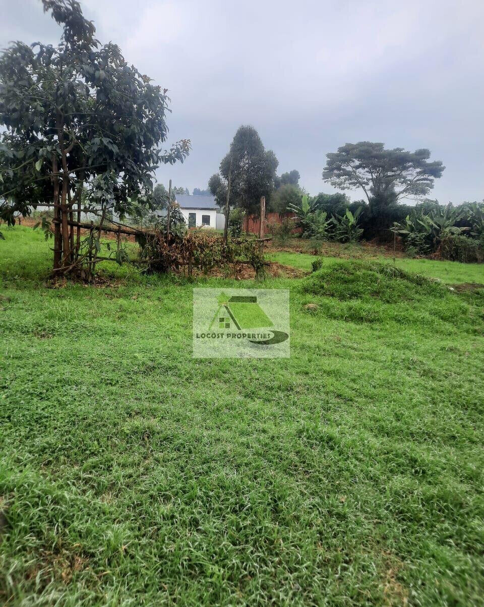 1/2 Acre Land in Limuru with 80% Finished House
